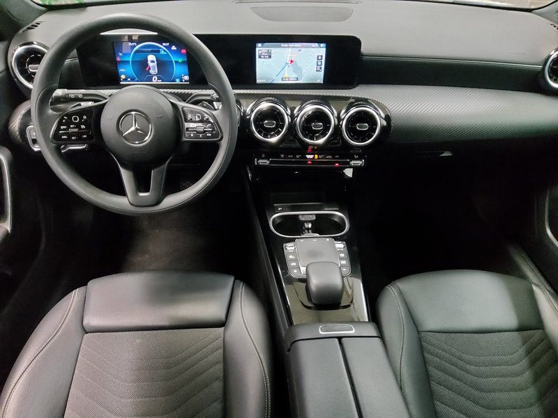 Mercedes-Benz A 180 d automatik • LED • digitalni instrumenti — 5