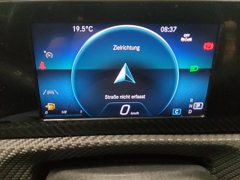 Mercedes-Benz A 180 d automatik • LED • digitalni instrumenti — 8