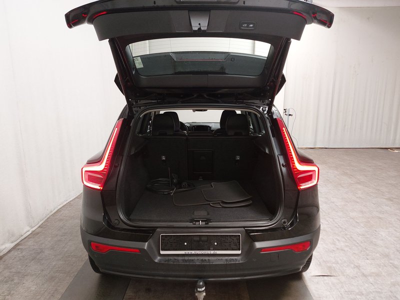 Volvo XC40 T4 Recharge Plus Dark automatik • AHK • Full LED — 15