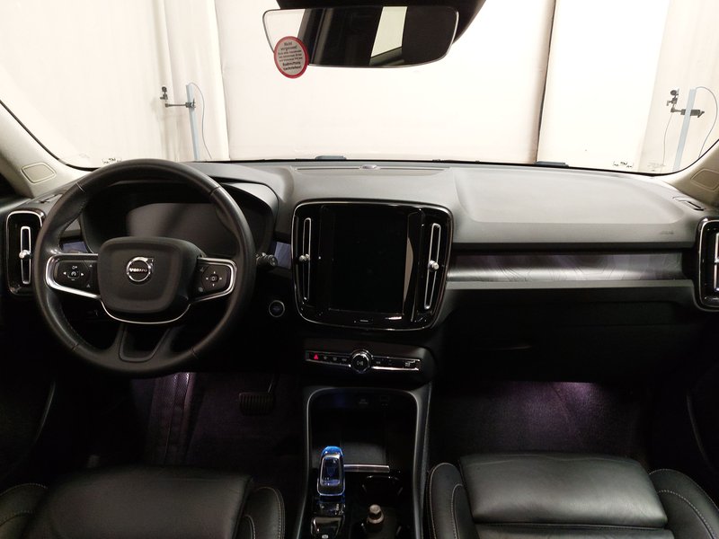 Volvo XC40 T4 Recharge Plus Dark automatik • AHK • Full LED — 16