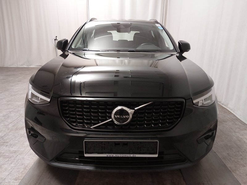 Volvo XC40 T4 Recharge Plus Dark automatik • AHK • Full LED — 9