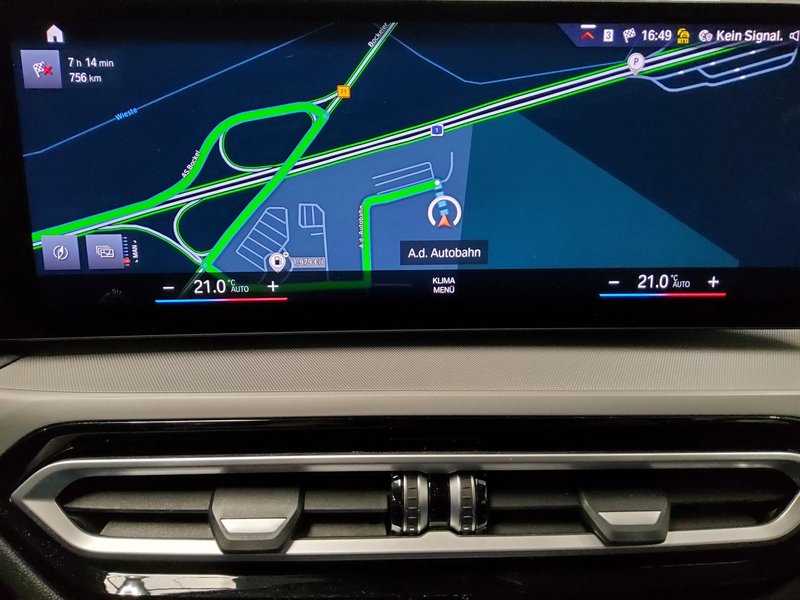 BMW 320d Touring automatik • ACC • LED — 7