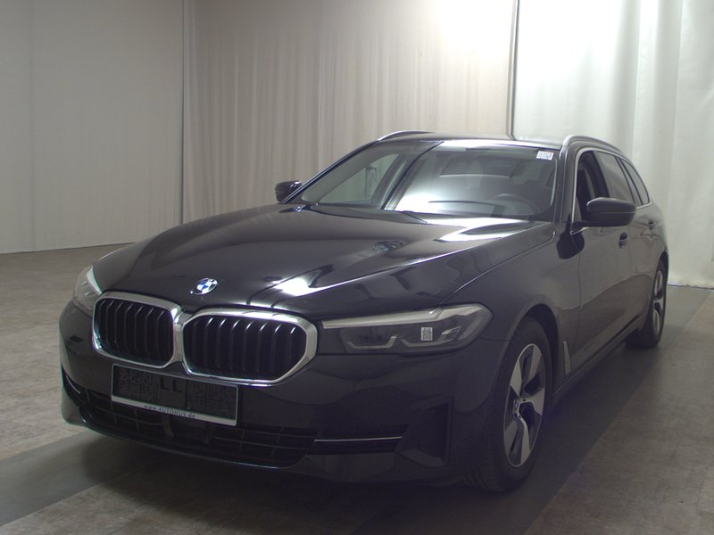 BMW 520d Touring automatik • ACC • AHK — 2