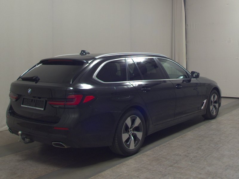BMW 520d Touring automatik • ACC • AHK — 4
