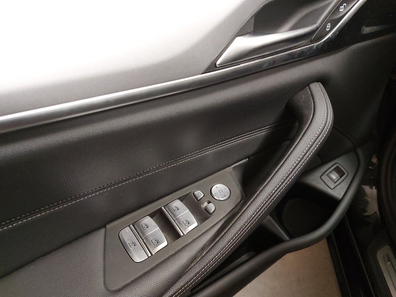 BMW 520d Touring automatik • ACC • AHK — 5