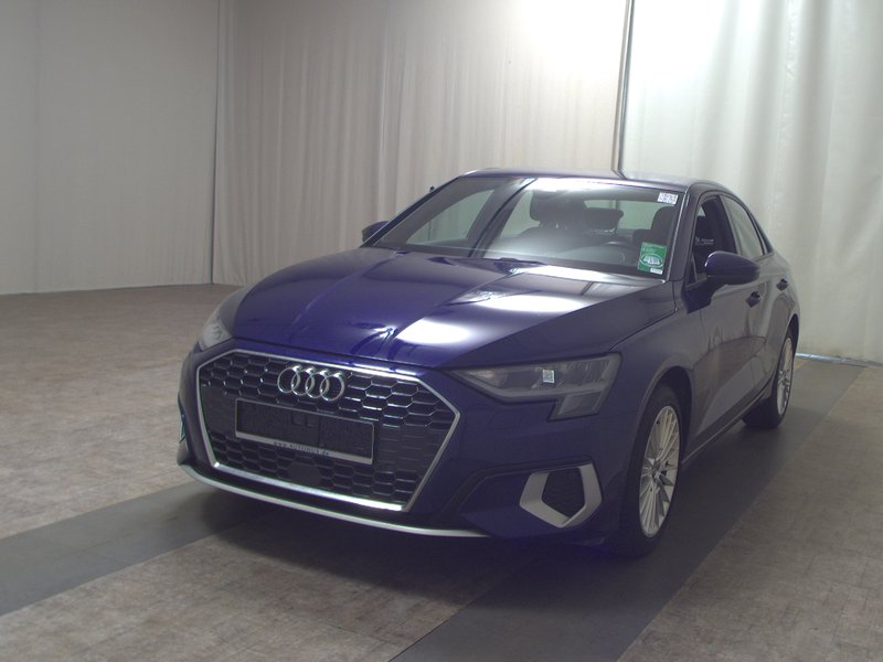 Audi A3 35 TDI advanced automatik • digitalni instrumenti • LED — 2