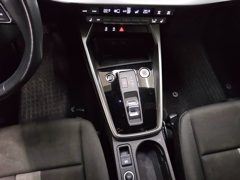 Audi A3 35 TDI advanced automatik • digitalni instrumenti • LED — 6