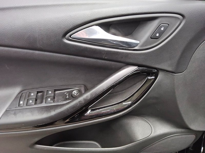 Opel Astra ST 1.5 D Elegance • LED • navigacija — 9