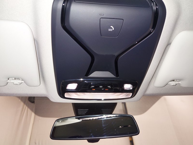 BMW 320d Touring automatik • AHK • Full LED — 13
