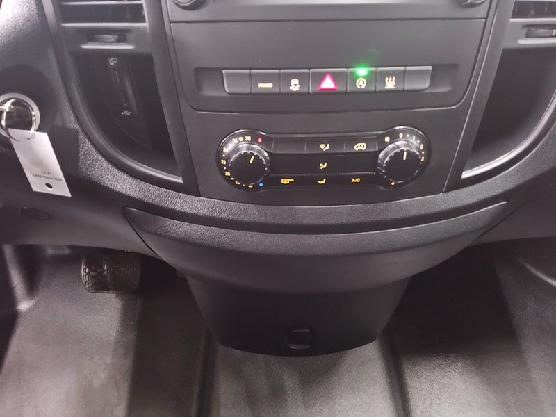 Mercedes-Benz Vito CDI Tourer (ekstra duga izvedba) automatik Pro — 6