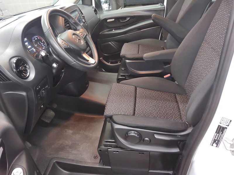 Mercedes-Benz Vito CDI Tourer (ekstra duga izvedba) automatik Pro — 8