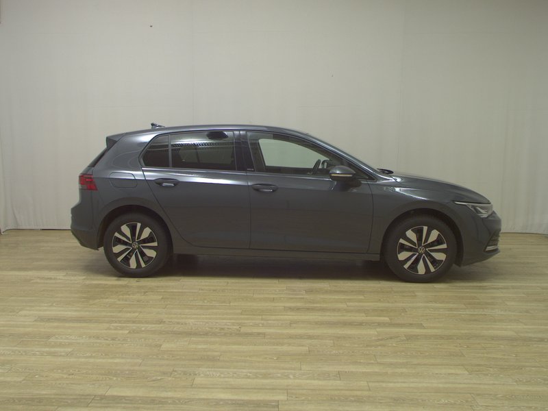 Volkswagen Golf 2.0 TDI automatik Move • ACC • LED