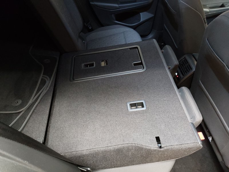 Volkswagen Golf 2.0 TDI automatik Move • ACC • LED — 11