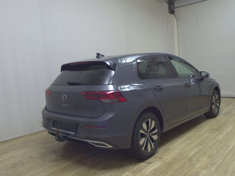 Volkswagen Golf 2.0 TDI automatik Move • ACC • LED — 4