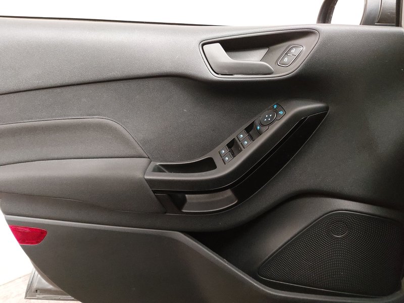 Ford Fiesta 1.0 EcoBoost Cool&Connect • bežično punjenje • Full LED — 5