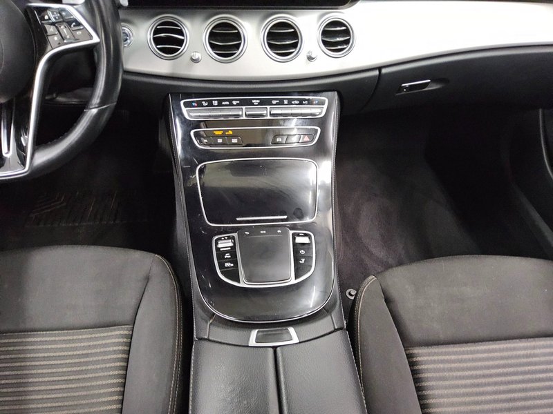 Mercedes-Benz E 300 de karavan automatik Avantgarde • panorama • LED — 6