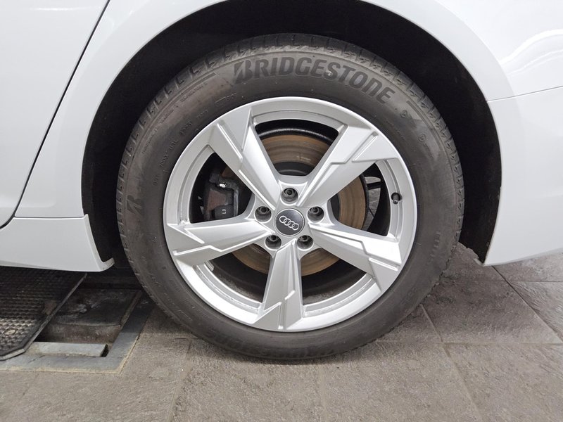 Audi A6 Avant 45 TDI quattro sport automatik • LED — 11