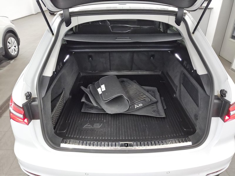 Audi A6 Avant 45 TDI quattro sport automatik • LED — 12