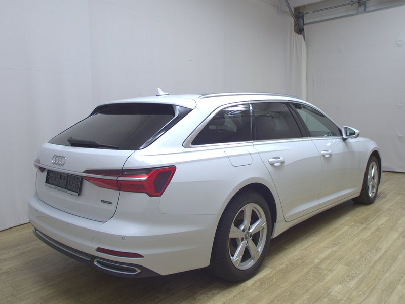 Audi A6 Avant 45 TDI quattro sport automatik • LED — 4