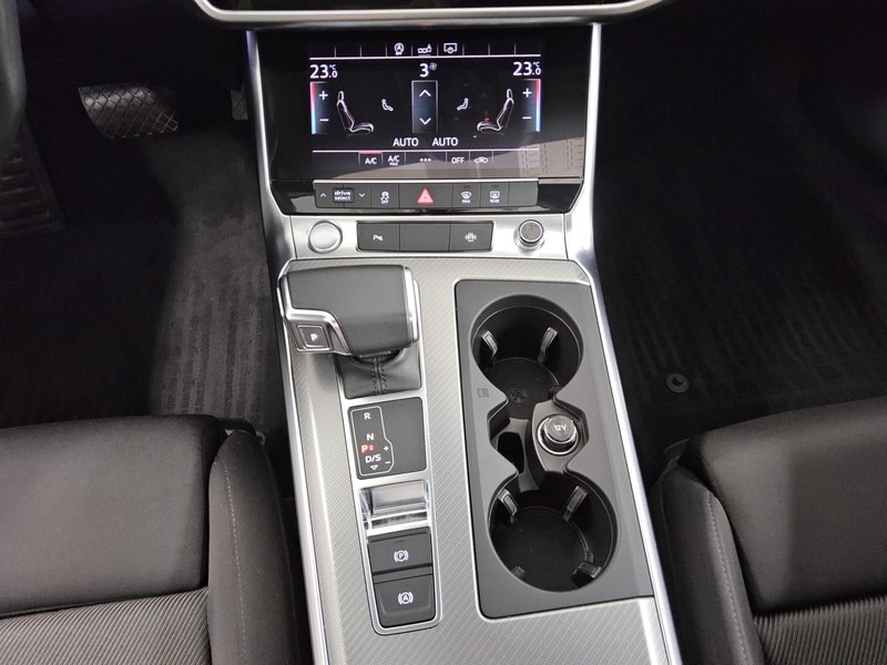 Audi A6 Avant 45 TDI quattro sport automatik • LED — 6