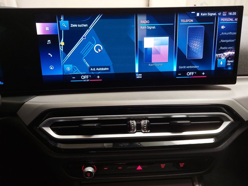 BMW 318d Touring automatik • ACC • HUD — 18