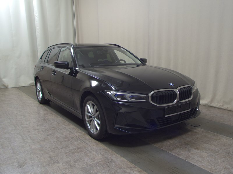 BMW 318d Touring automatik • ACC • HUD — 3