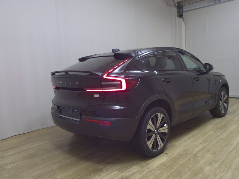 Volvo C40 Recharge Pure • el. peta vrata • Full LED — 4