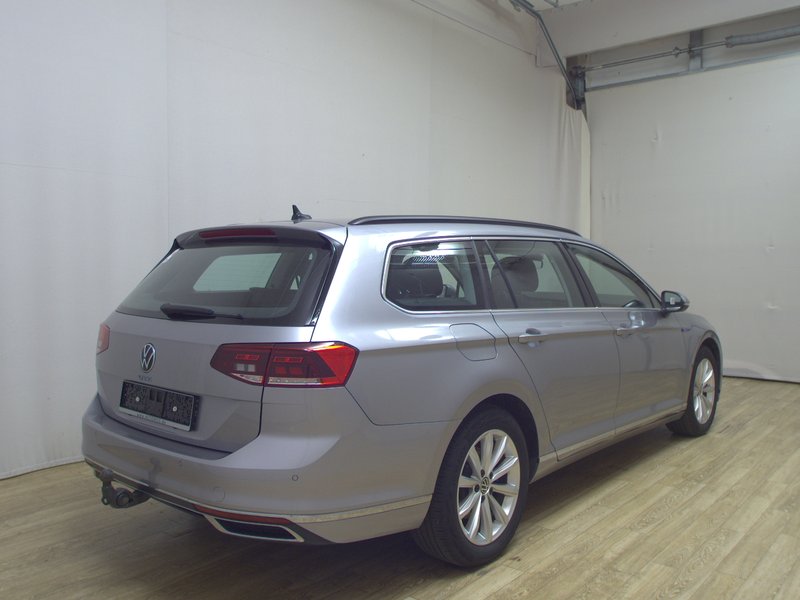 Volkswagen Passat Variant GTE 1.4 TSI automatik • ACC • LED — 4