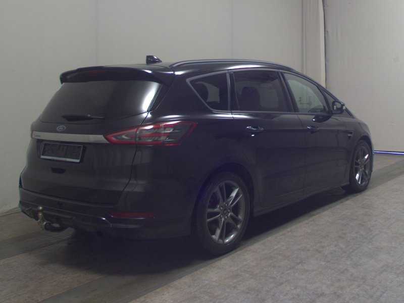 Ford S-Max 2.0 EcoBlue automatik ST-Line • Kuka za vuču (zakretna) • LED — 4