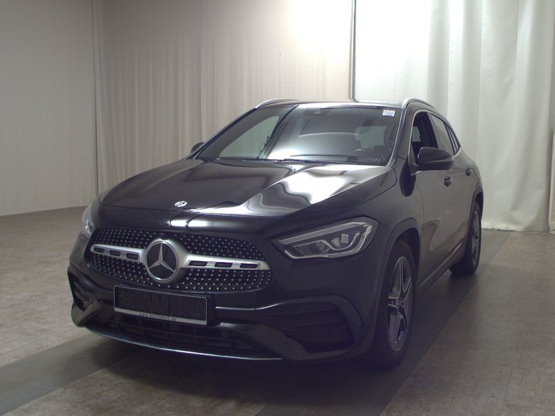 Mercedes-Benz GLA 200 d automatik AMG Line • AHK • električna peta vrata — 2