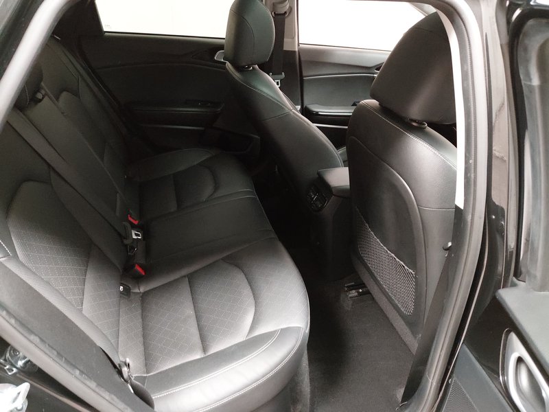 Kia cee'd 1.6 PHEV Platinum automatik • ACC • LED — 12