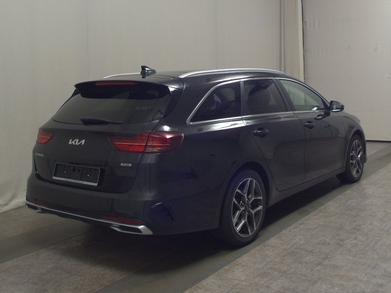 Kia cee'd 1.6 PHEV Platinum automatik • ACC • LED — 4