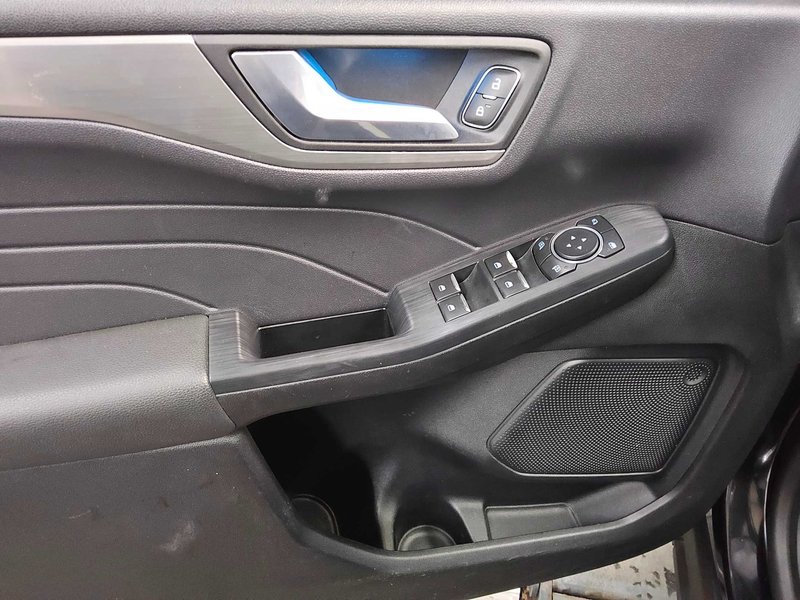 Ford Kuga 1.5 EcoBlue automatik Titanium • ACC • LED — 10
