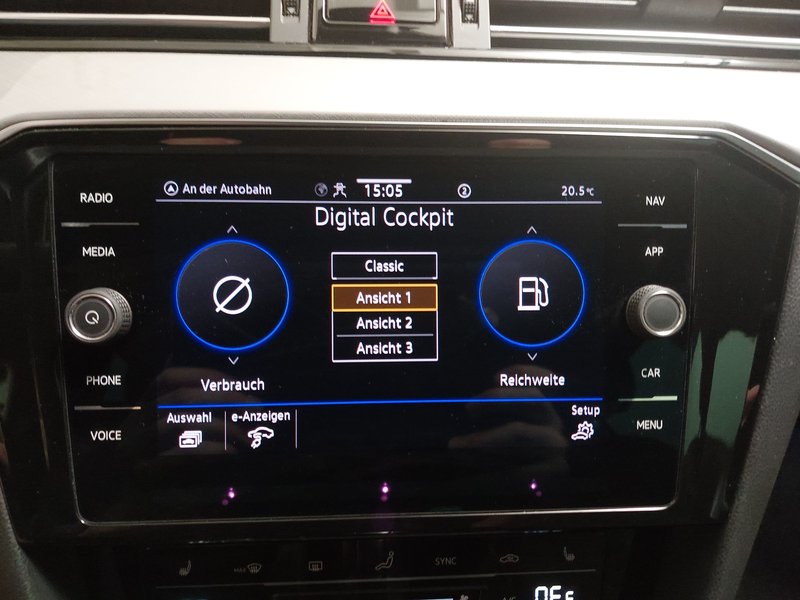 Volkswagen Passat Variant GTE 1.4 TSI automatik • ACC • AHK — 19