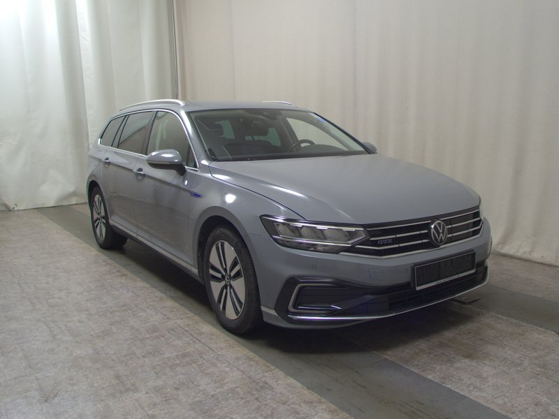 Volkswagen Passat Variant GTE 1.4 TSI automatik • ACC • AHK — 3