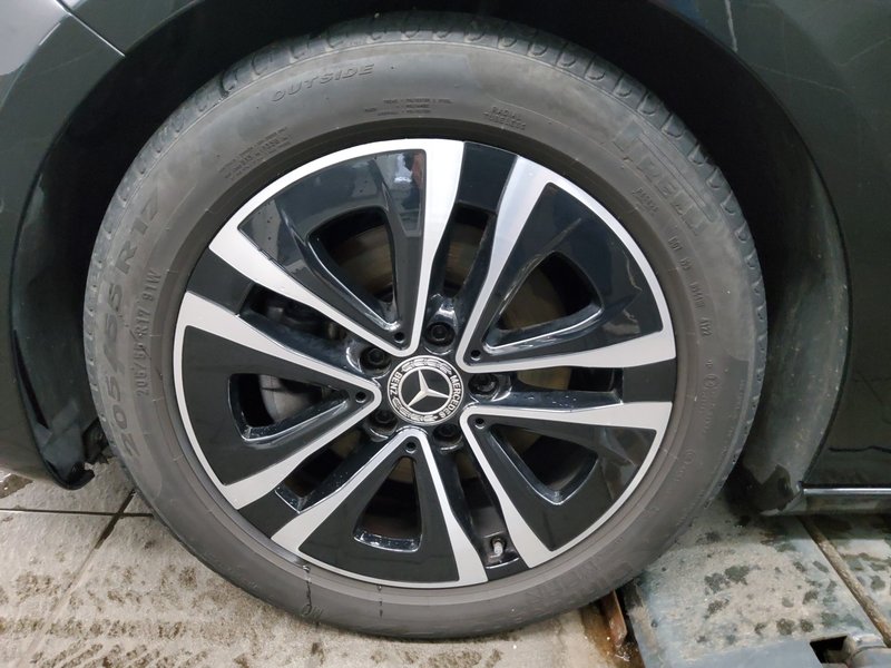 Mercedes-Benz A 200 automatik Progressive • Full LED • koža — 11