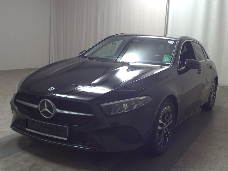 Mercedes-Benz A 200 automatik Progressive • Full LED • koža — 2