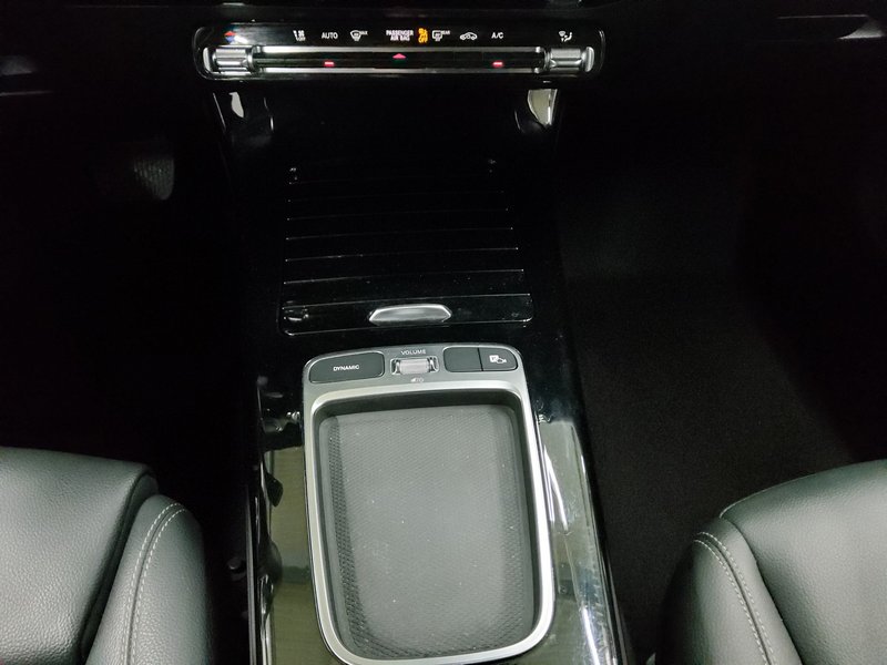 Mercedes-Benz A 200 automatik Progressive • Full LED • koža — 6