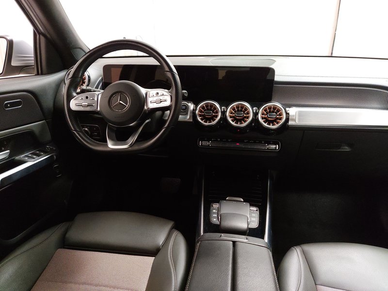 Mercedes-Benz GLB 220 d automatik • ACC • Full LED — 17
