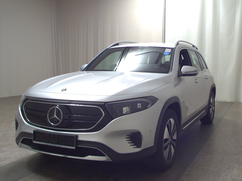 Mercedes-Benz GLB 220 d automatik • ACC • Full LED — 2