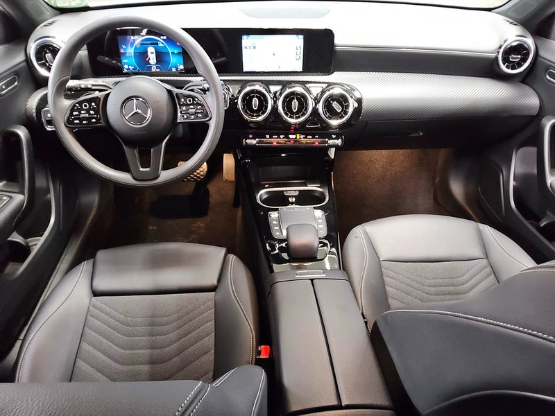 Mercedes-Benz A 180 d Style automatik • navigacija • digitalni instrumenti — 5