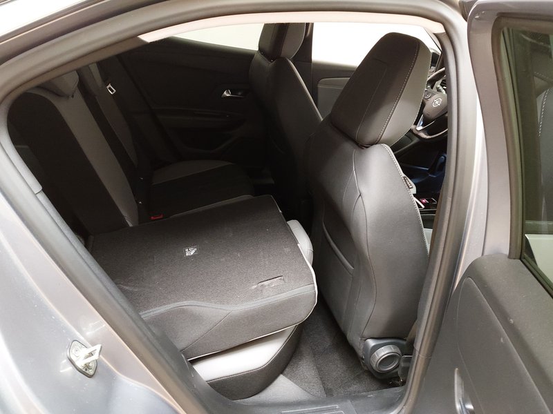 Opel Mokka Elegance • Full LED — 11