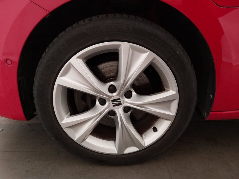 SEAT Leon Sportstourer 1.4 automatik e-HYBRID FR • ACC • LED — 8
