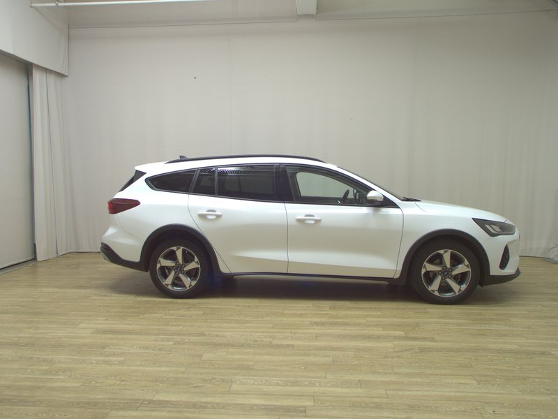 Ford Focus Turnier 1.0 EcoBoost Active • ACC • LED
