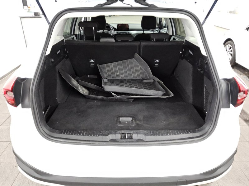 Ford Focus Turnier 1.0 EcoBoost Active • ACC • LED — 12