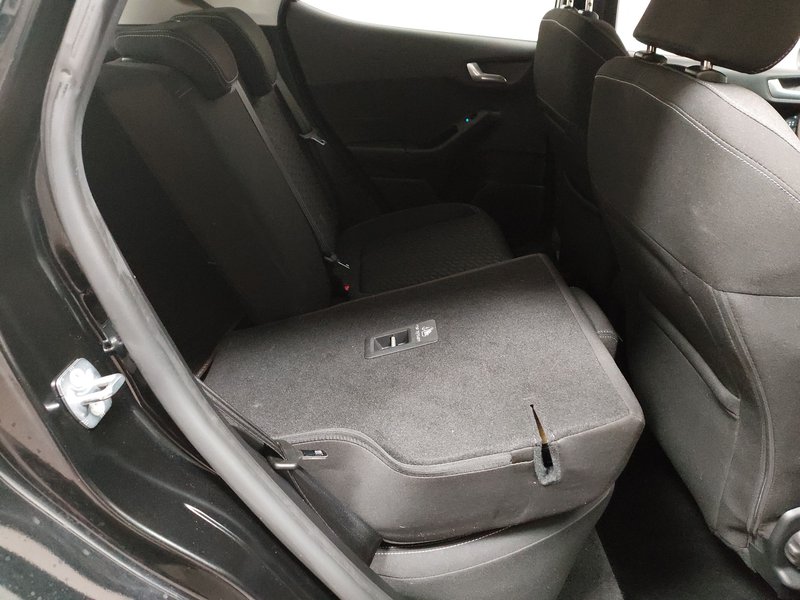 Ford Fiesta 1.0 EcoBoost Titanium • LED — 11