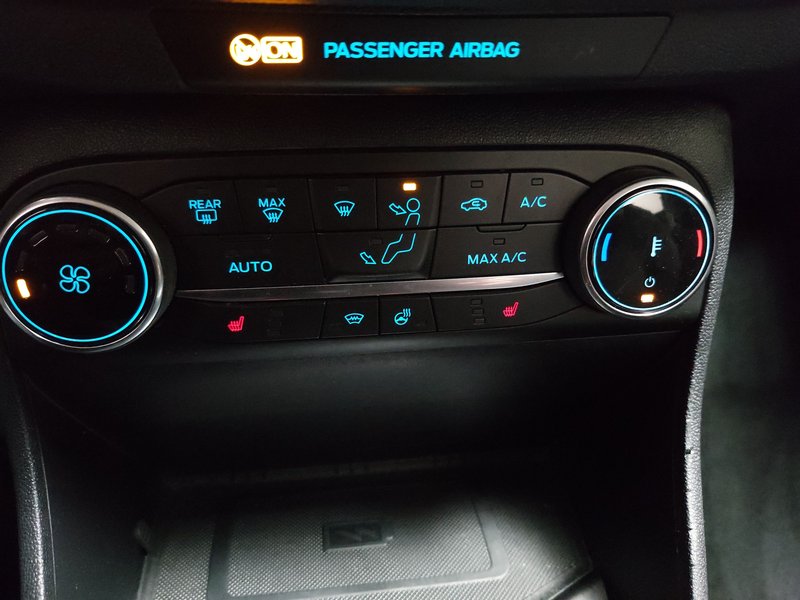 Ford Fiesta 1.0 EcoBoost Titanium • LED — 15
