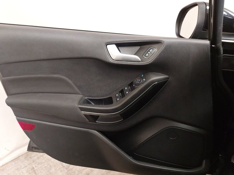 Ford Fiesta 1.0 EcoBoost Titanium • LED — 5