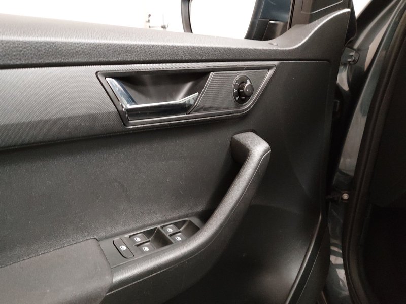Škoda Fabia Kombi 1.0 • ACC — 5