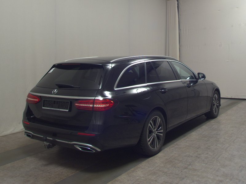 Mercedes-Benz E 220 d karavan automatik Avantgarde • panorama • ACC — 4